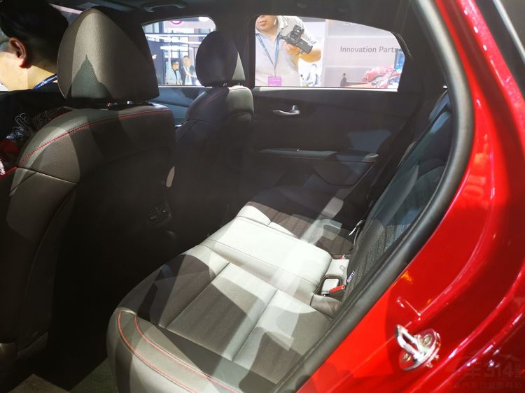 2019�Ϻ���չ�ذ��γ��̵㣬����ϲ��˭��