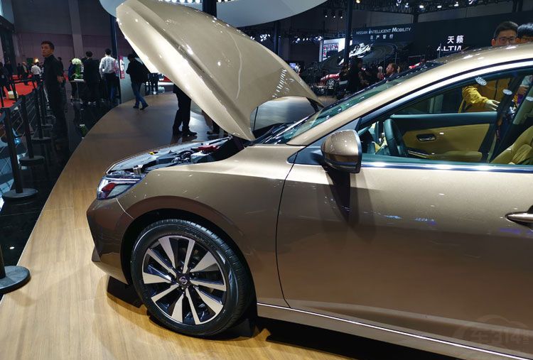 �Ϻ���չ������A������˭�����ʺϼ��ã�