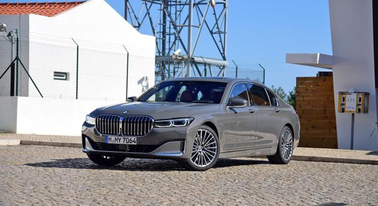 ����ȫ��SUV������ĩ���е��ذ��³��̵�