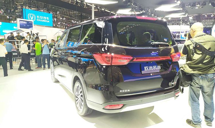 高颜值、大空间,欧尚科尚亮相重庆车展! 高颜值、大空间,欧尚科尚亮相重庆车展!