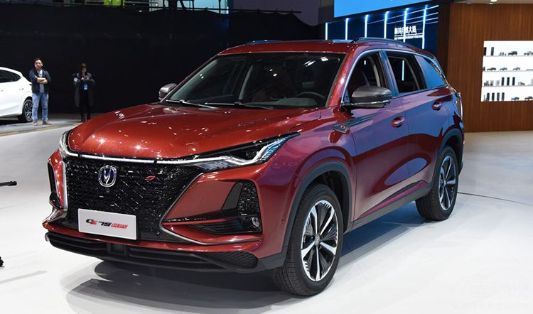 �°����³��̵�