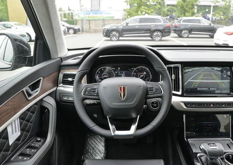 中国首款中大型豪华SUV红旗HS7上市 中国首款中大型豪华SUV红旗HS7上市