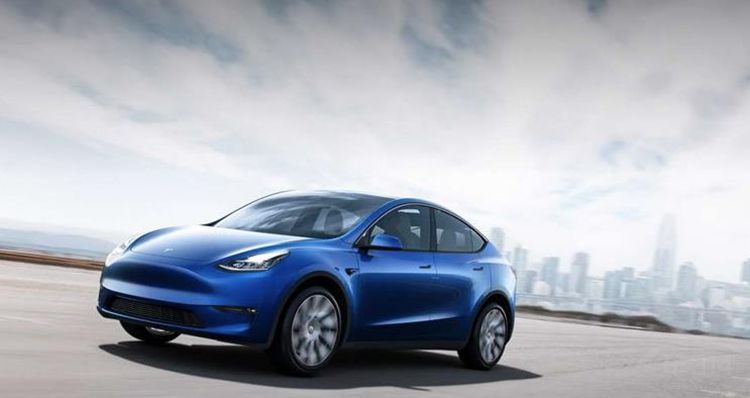 ʵ������͸���ֵ����