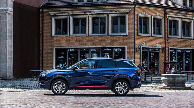 三屏联动/蓝鲸2.0T! 三屏联动/蓝鲸2.0T!