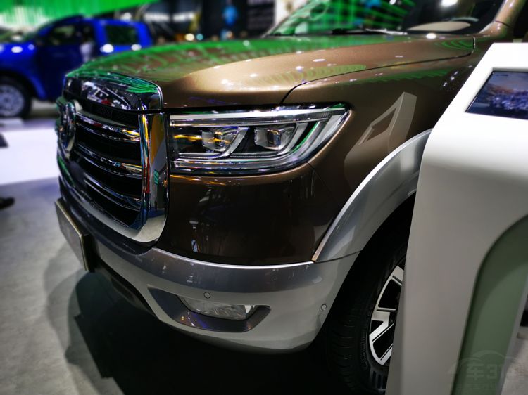 ����Ƥ���ڳɶ���չ���У�12.68-15.98��!