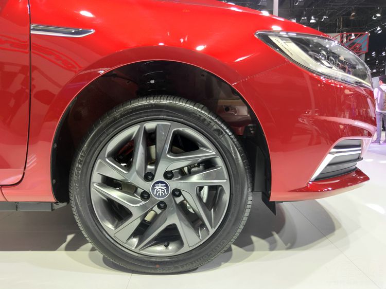 ���ǵ���EV����ɶ���չ