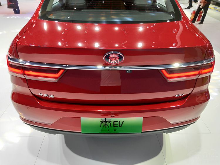 ���ǵ���EV����ɶ���չ