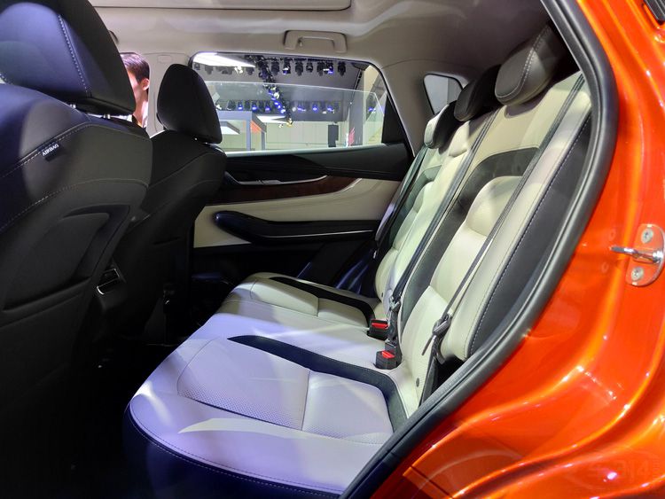 2019�ɶ���չ����;LX����Ԥ�� 12.79��Ԫ��