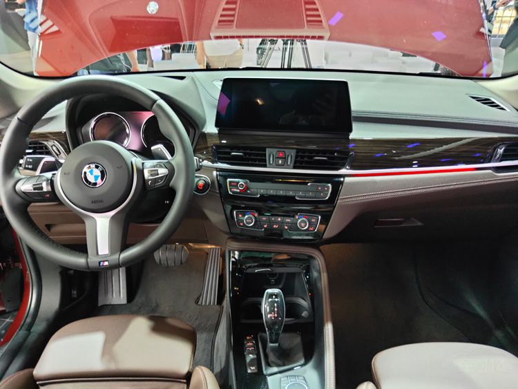 2019�ɶ���չ���¿��X1���� ����������