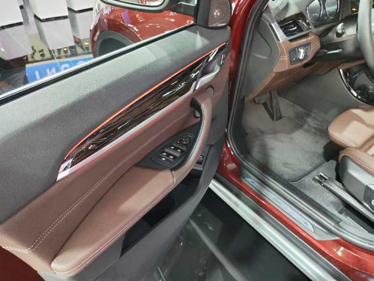 2019�ɶ���չ���¿��X1���� ����������