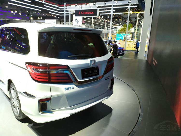 �ɶ���չ��������춯����