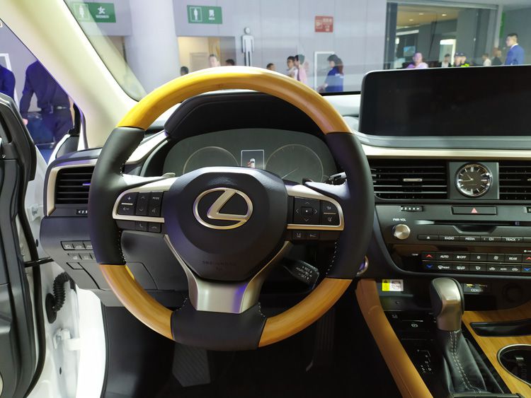 �׿���˹RX450hl����ɶ���չ �����ӳ���