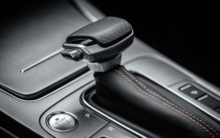 ����ŷ��X7��Ϯ