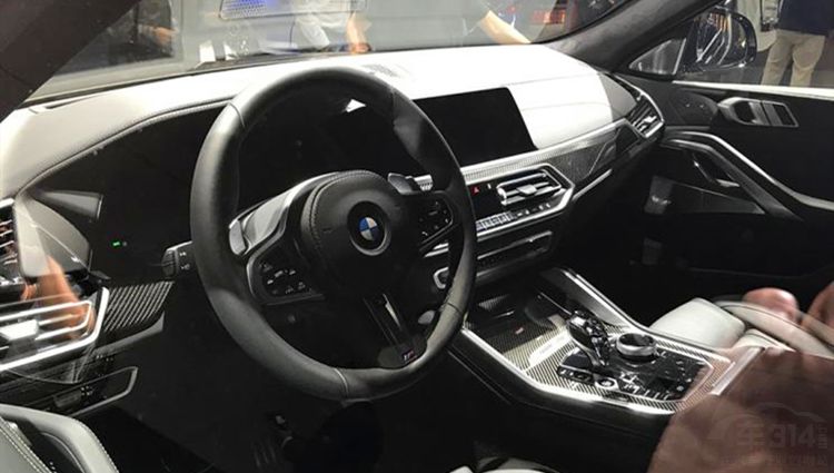 �����˸���չ�³��̵㣬���쳬�������ۣ�