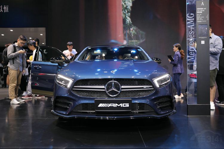 ׿AMG  30040