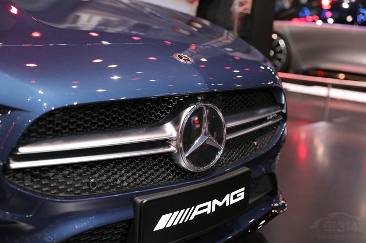 首款国产AMG上市  超300马力40万起售