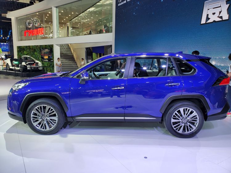 ȫ׷ Ӳ桱RAV4ٷ