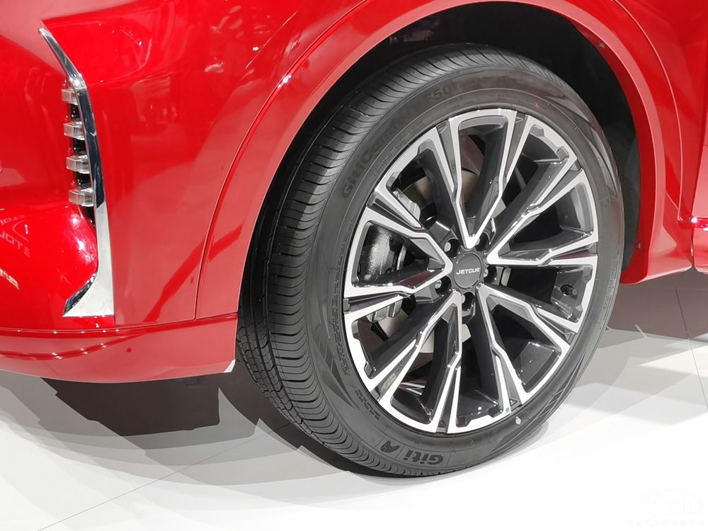 2020չ;X70 PLUS 1.6T 