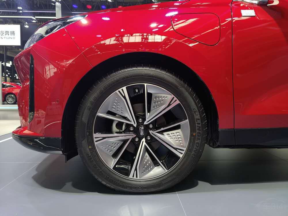 2020������չ ����E01���� ��19.68����