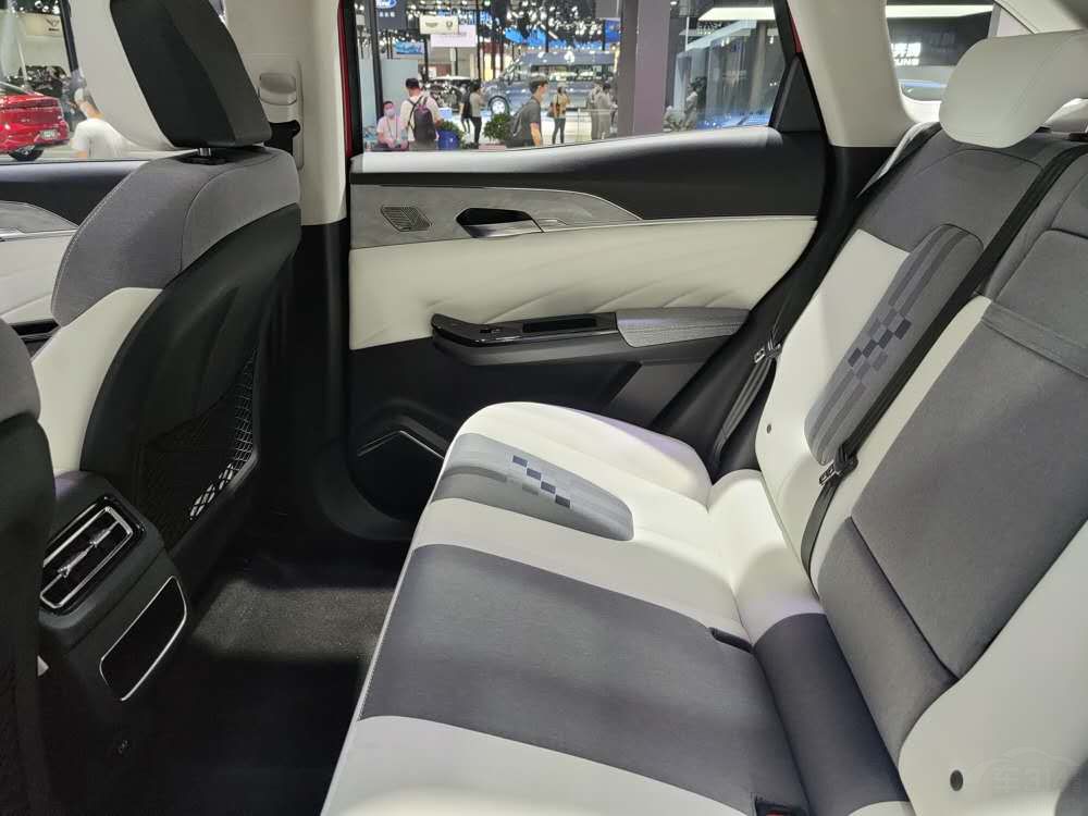 2020������չ ����E01���� ��19.68����