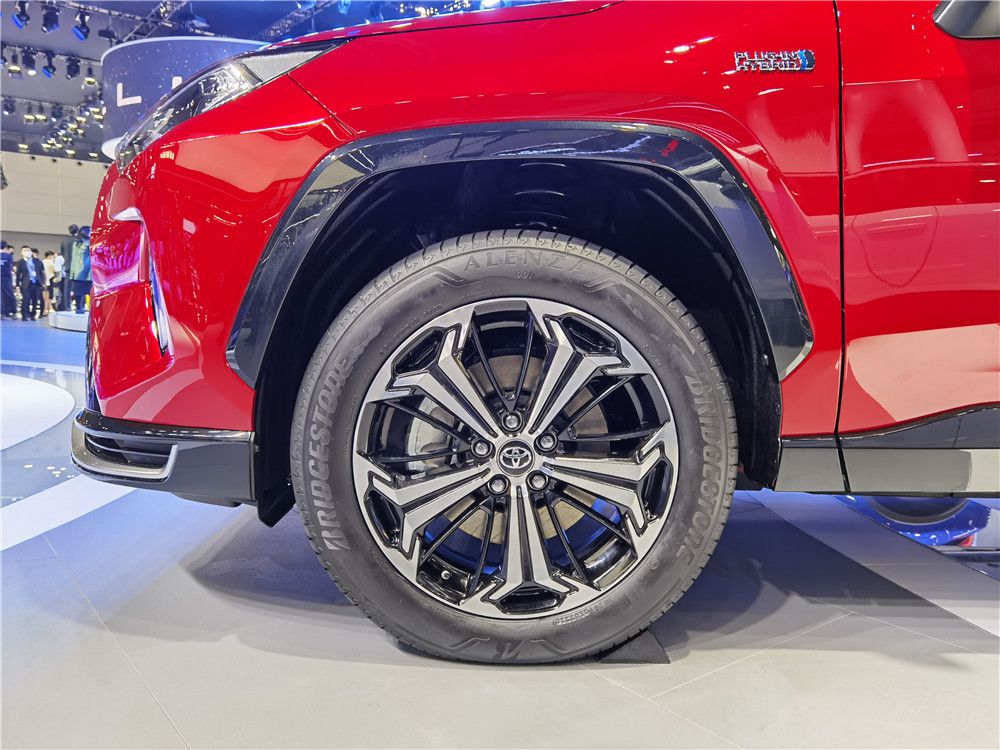 ܱ RAV4˫E+ôˣ