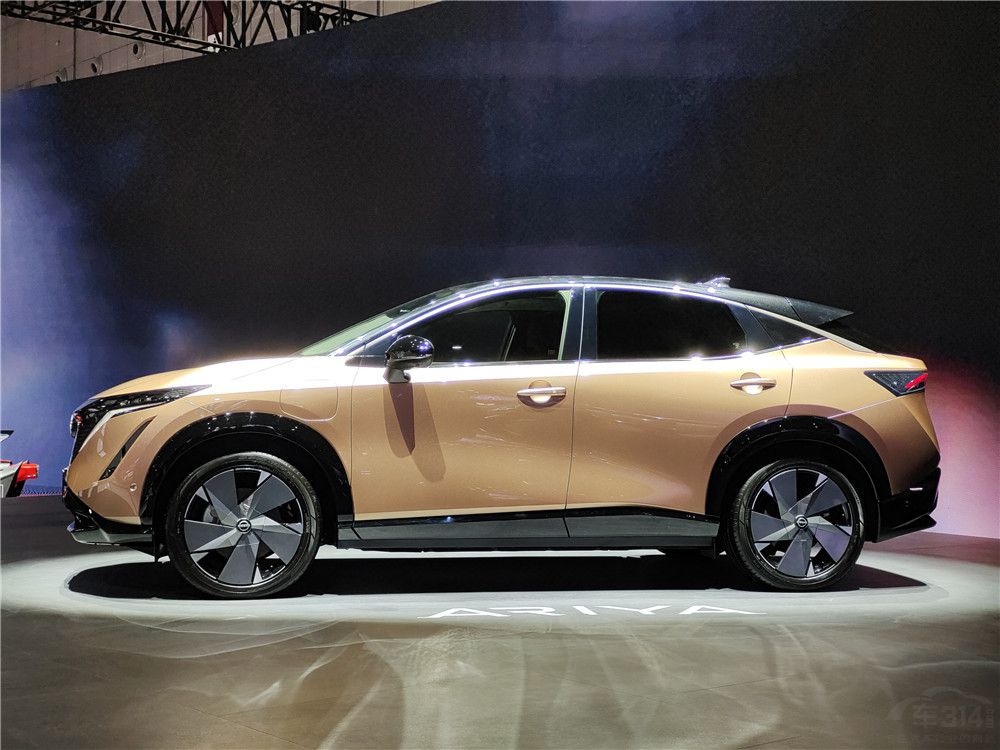 2021ϺչղAriya ʽ