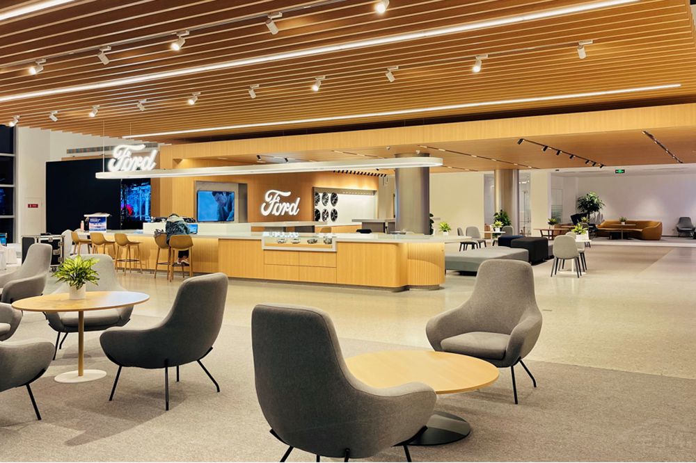 ��һ������SUV��������EVOS�������У�