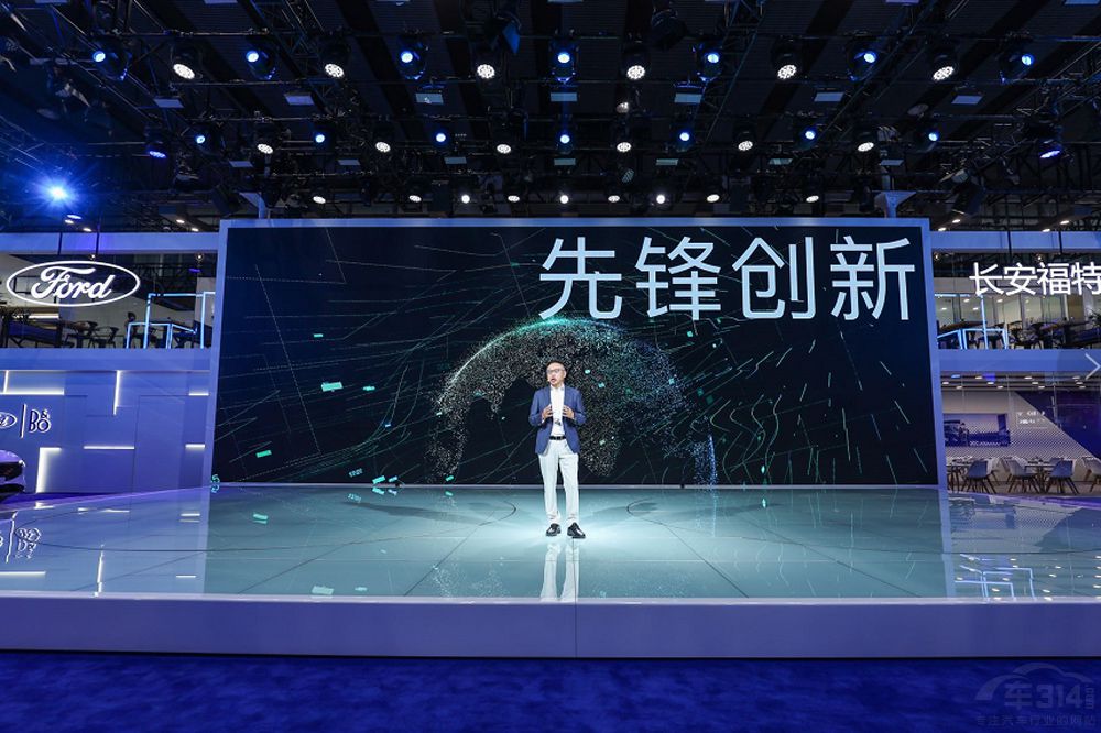 ��һ������SUV��������EVOS�������У�