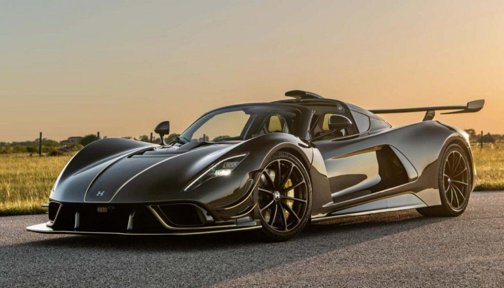 ʫVenom F5 Revolution Roadster