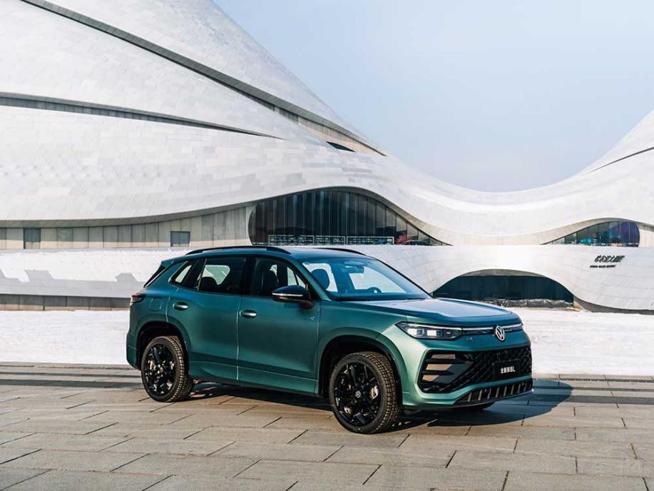 ⼸µSUVͣǿ