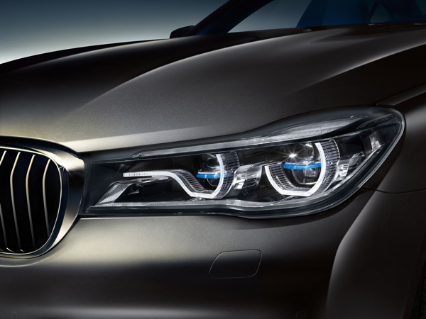 ˵: Wallpaper_1600x1200_12_7series_sedan.jpg