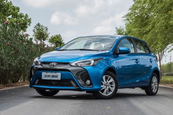 YARiS-L-.jpg