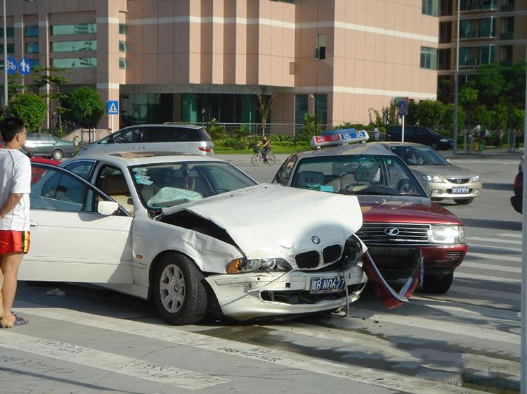 车祸1.jpg