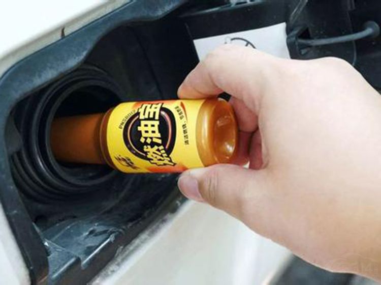 燃油宝的主要作用不是省油