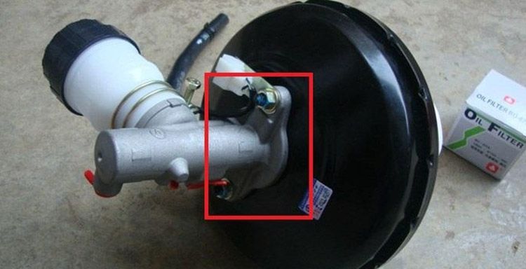 刹车失灵前三大预示 不注意当心小命难保!