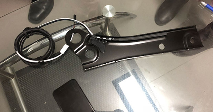 速腾“断轴门”再次发酵 故障车更换新补丁