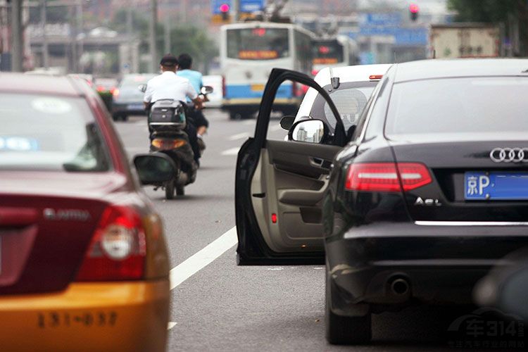 ������˾�������������ױ��۷ֵļ�����Ϊ