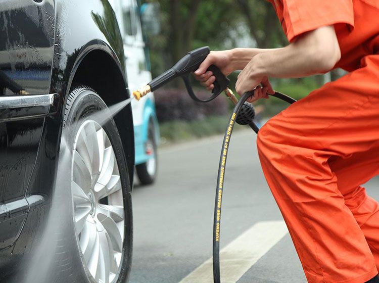 为什么老司机都不去洗车房洗车?真相在这