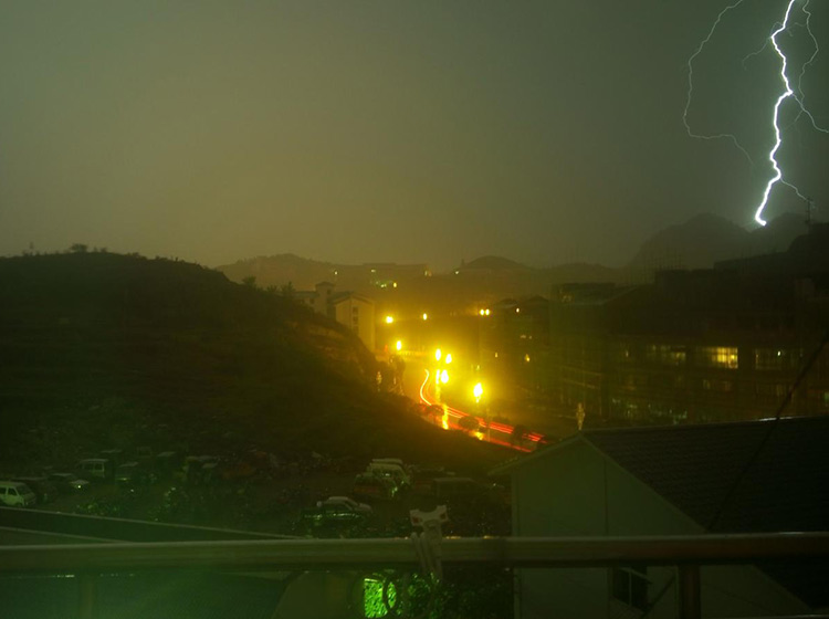 ȫ������������� �ݳ����Ըߵ���;����