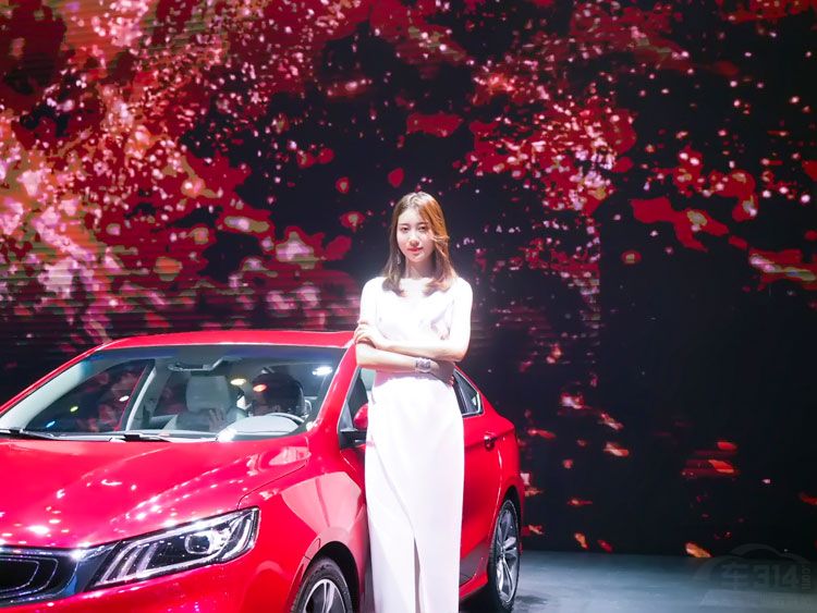 1535700983219462.jpg 2018成都车展:十大最美车模都在这里了