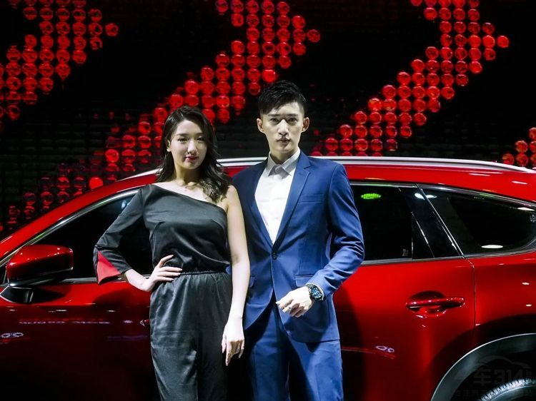 2018�ɶ���չ��������еĳ�ģ���ڡ�� 