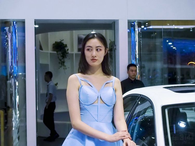 2018�ɶ���չ��������еĳ�ģ���ڡ�� 