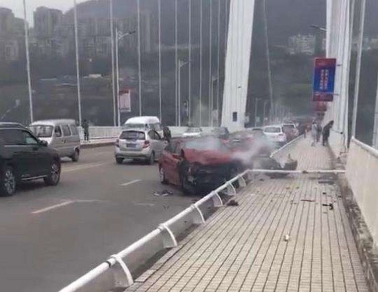 ����׹��������ʾ���������� ��α�����