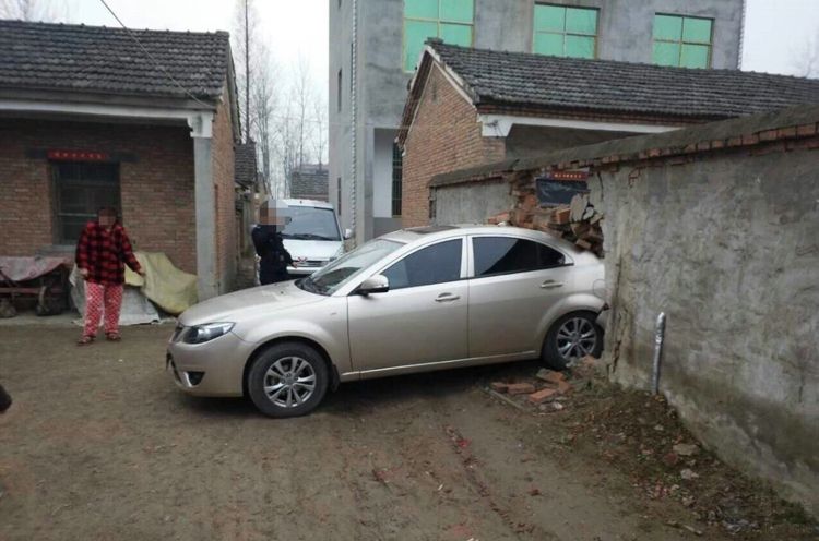 ������׹���� Ϊ�δ��ָ������Ů˾��