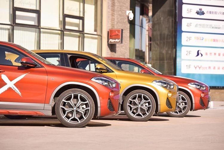 ʯ��ׯ����BMW X2�ſ�Ѳ�λ�ɹ��ٰ�
