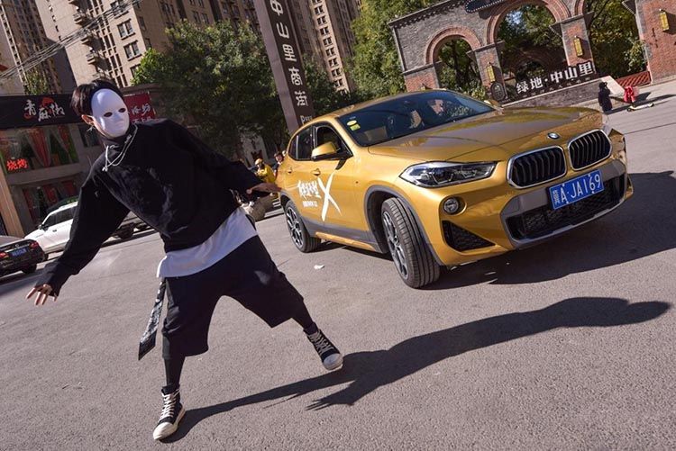 ʯ��ׯ����BMW X2�ſ�Ѳ�λ�ɹ��ٰ�