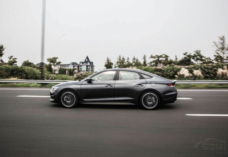 ����˹�ͷ�˹����������˼��˭��Ӯ��