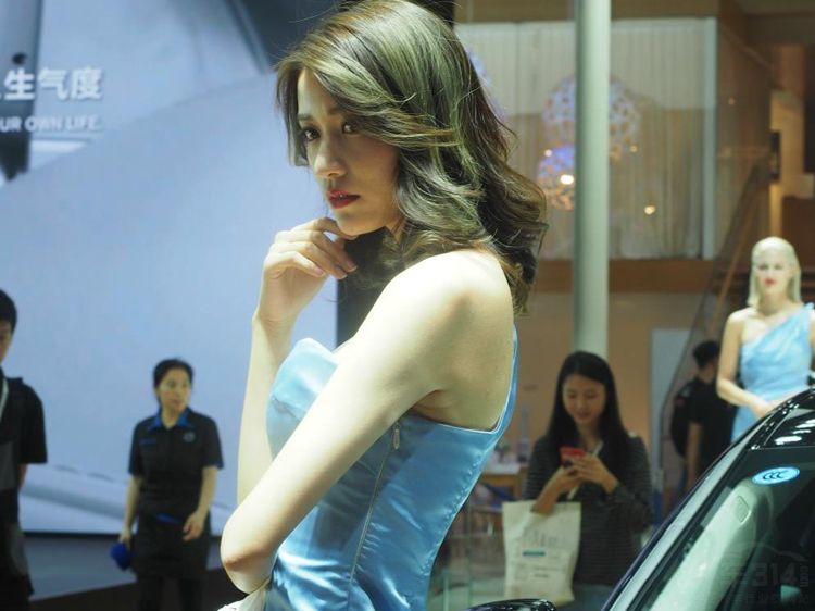 广州车展十大美女 第一个身材让人赞到爆 广州车展十大美女 第一个身材让人赞到爆