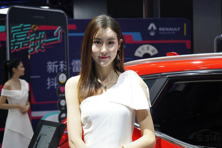 2018���ݳ�չ��ɰ����ߴ���Ů �ഺ�޵�