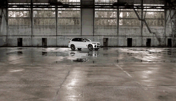 ����X5�Ƽ�ȫ��� �״�����һ��iDrive 7.0